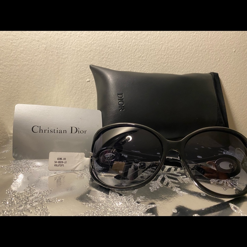 NWT Christian Dior Sunglasses 🖤
